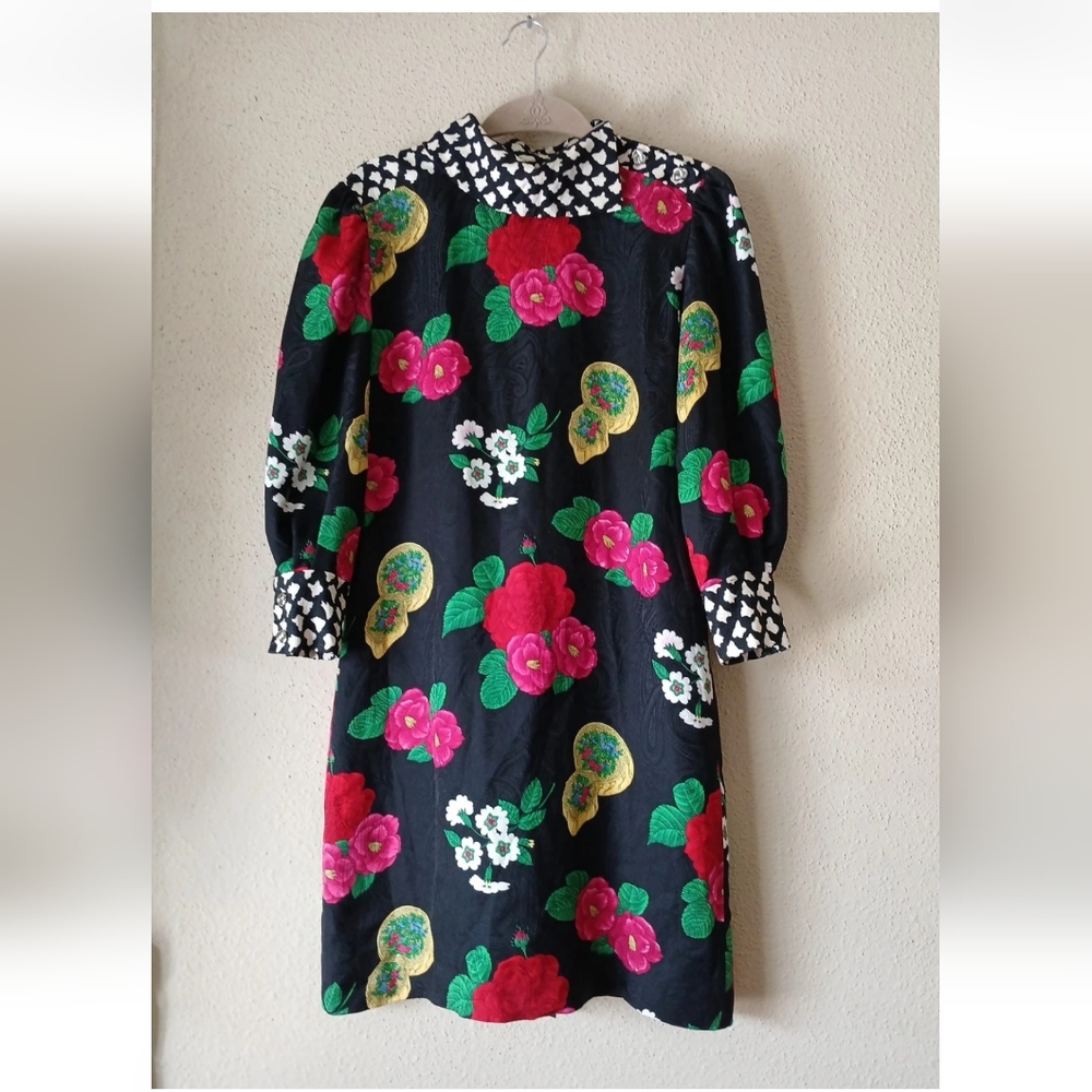 Vintage Floral Dress Size 8 100% Silk Made In Hong Kong Colorful
